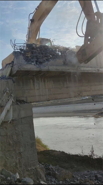 桥梁拆除快猫网址大全